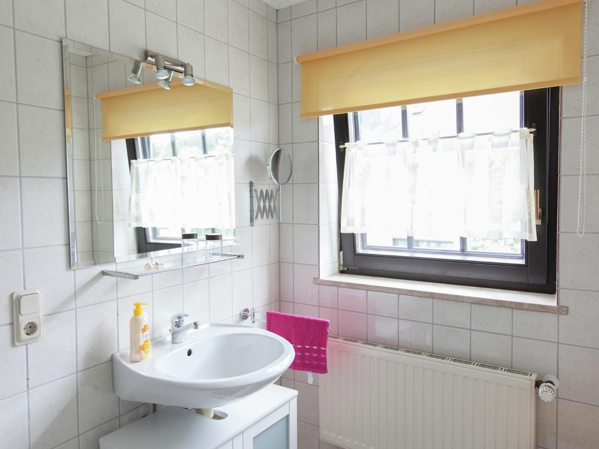 A Modern Apartment In The Hunsr Ck Region S Romantic Drohn Valley Merschbach Exterior photo